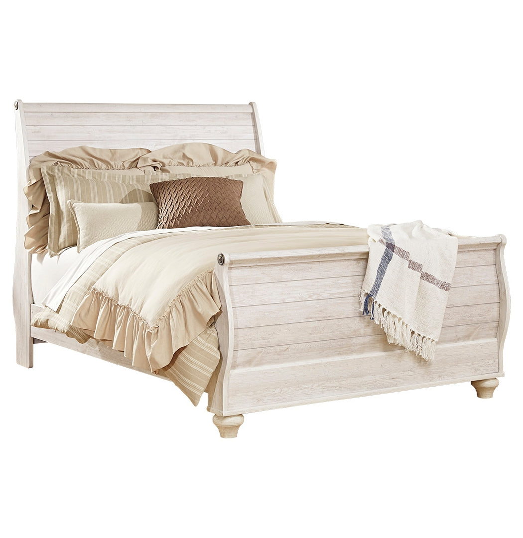 Willowton Queen Sleigh Bed with Dresser