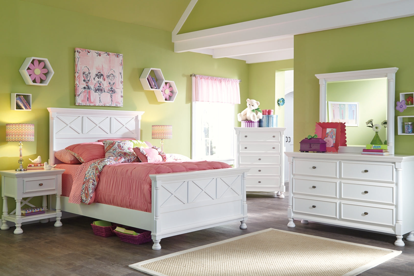 Kaslyn Queen Panel Bed