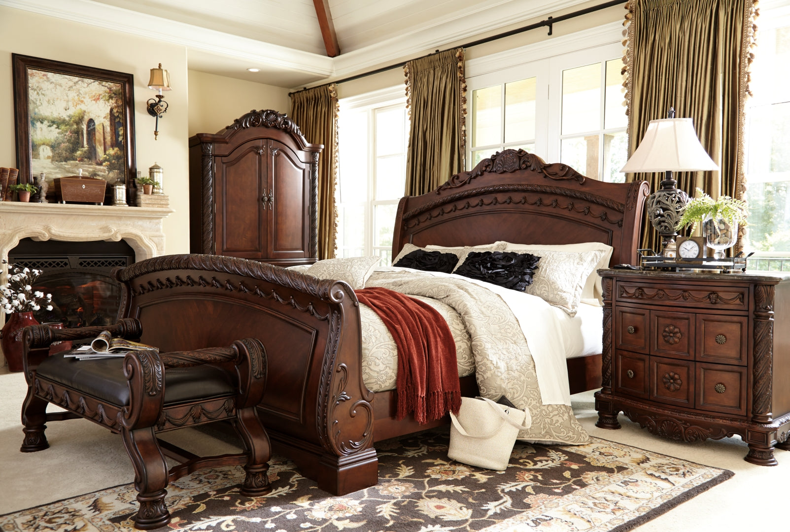 North Shore California King Sleigh Bed