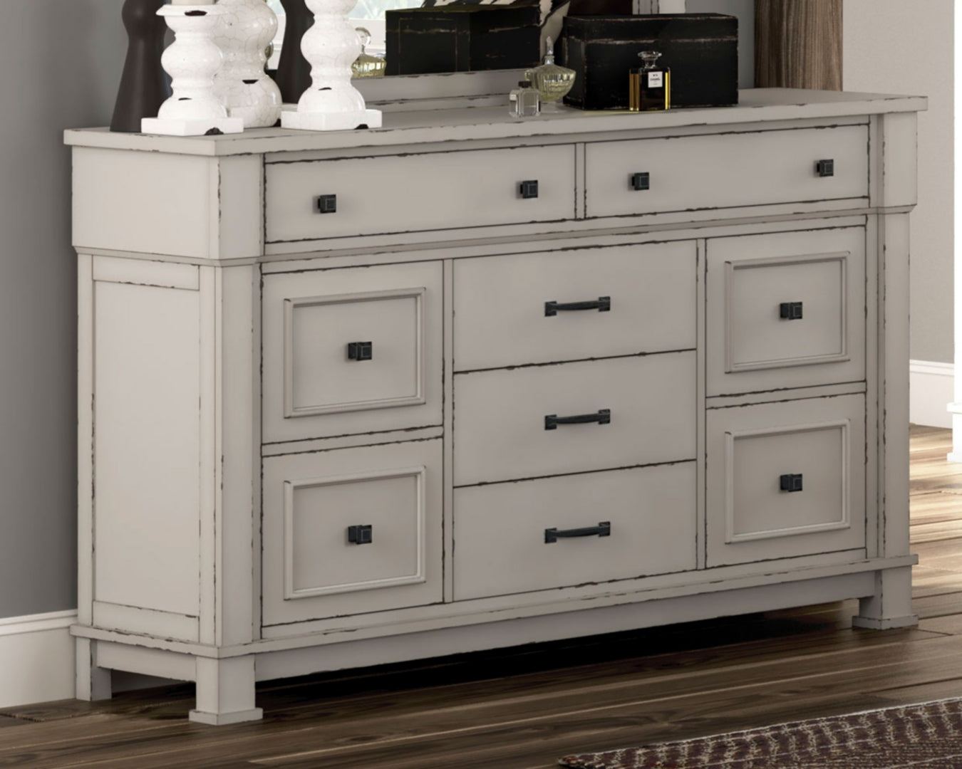 Jennily Queen Panel Bed with Dresser