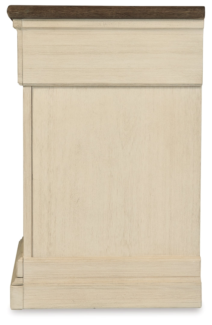 Bolanburg Nightstand