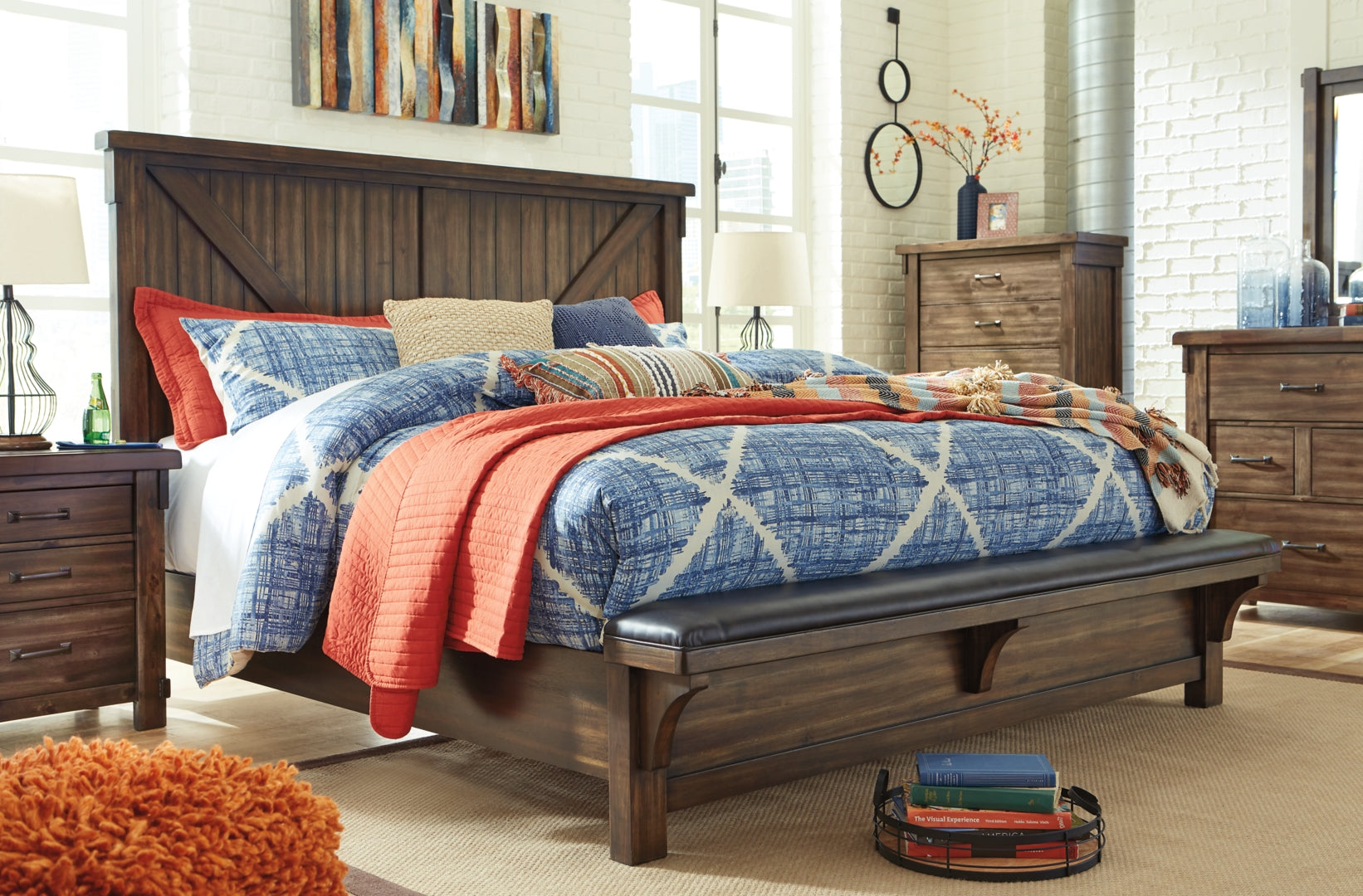 Lakeleigh King Panel Bed with Upholstered Bench