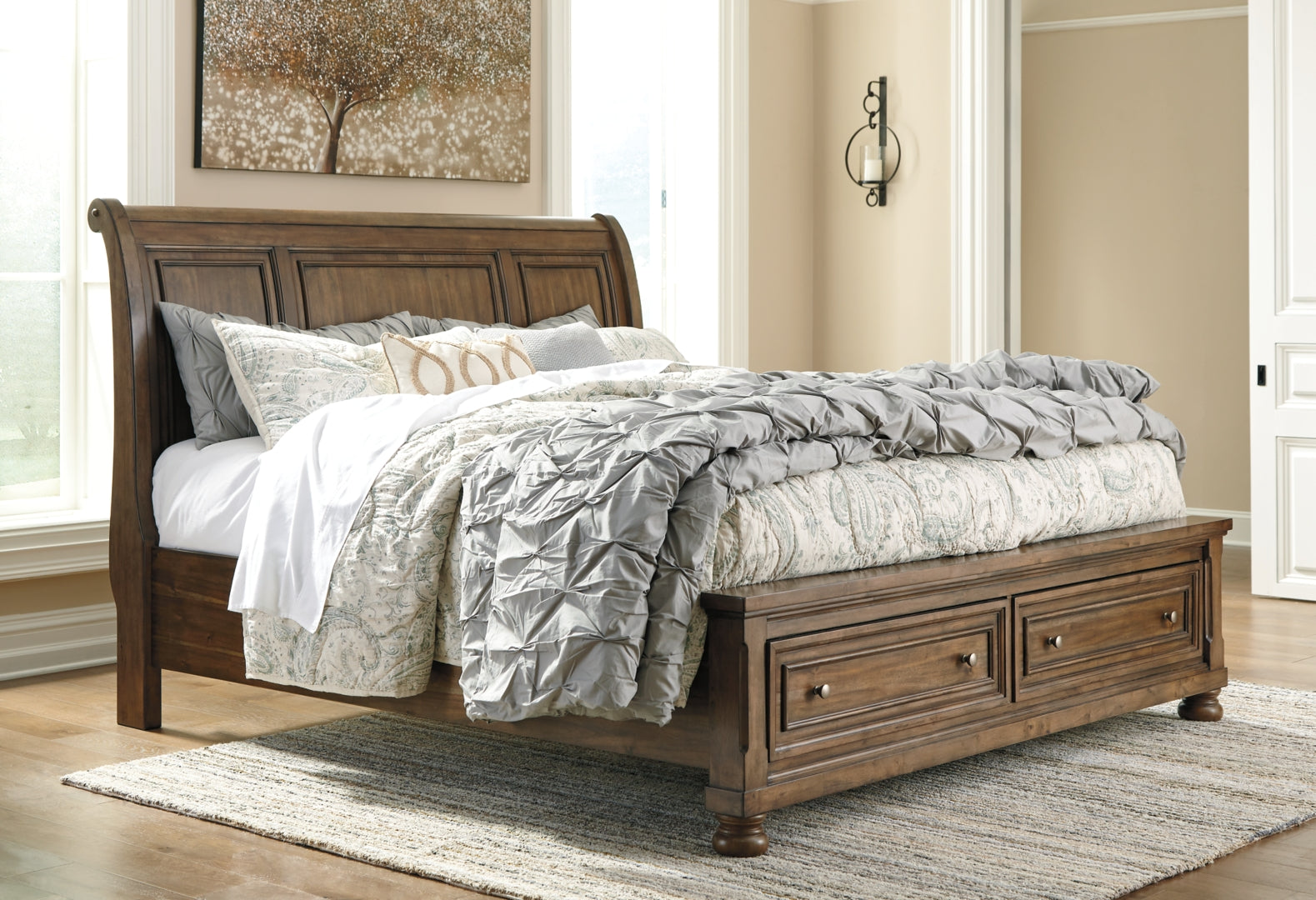 Flynnter Queen Sleigh Bed with 2 Storage Drawers with Dresser with Dresser