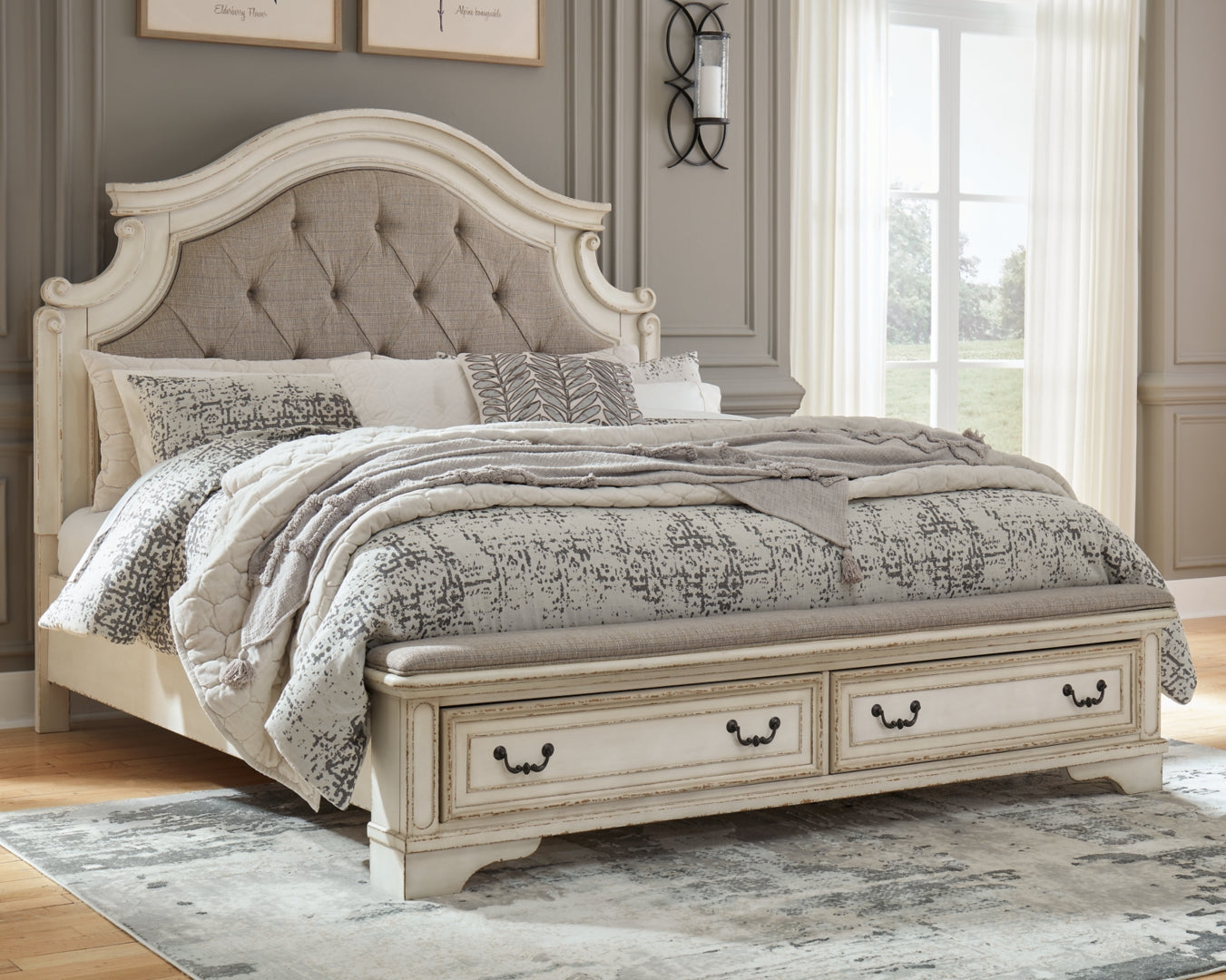 Realyn Queen Upholstered Bed