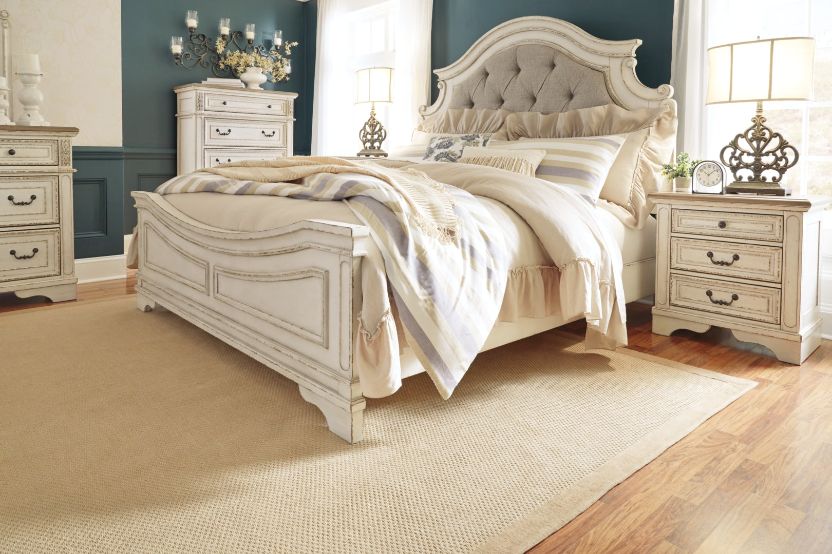 Realyn Queen Upholstered Panel Bed