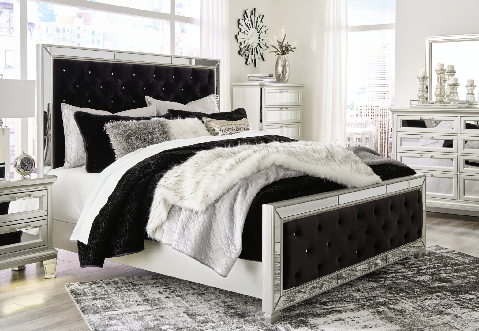 Lindenfield King Upholstered Bed