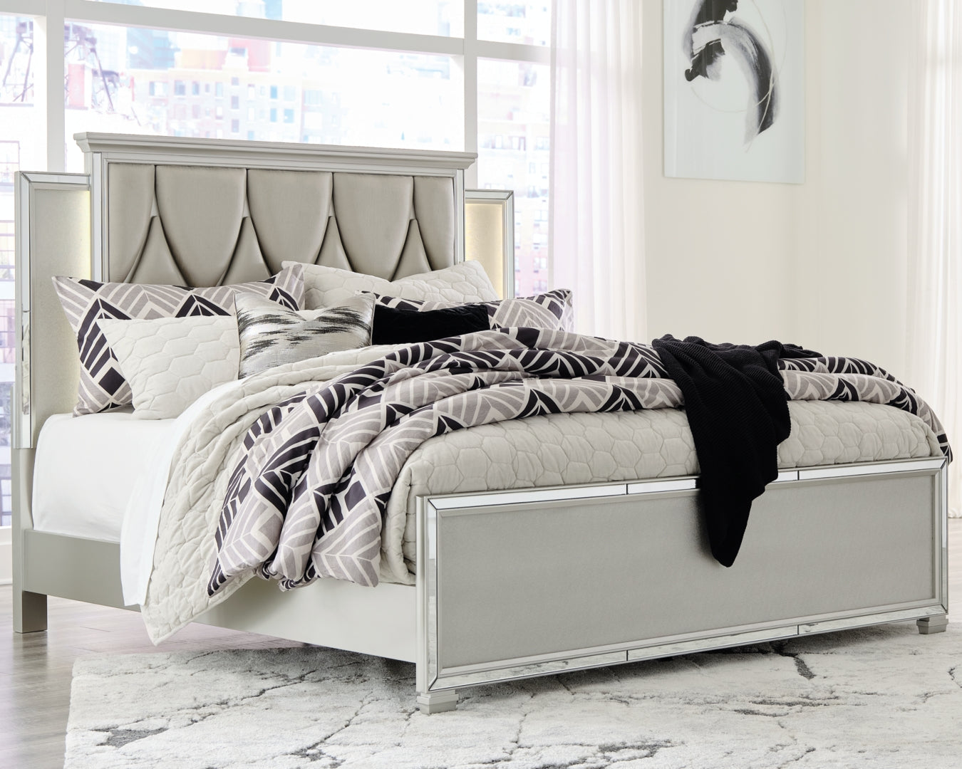 Lindenfield King Panel Bed