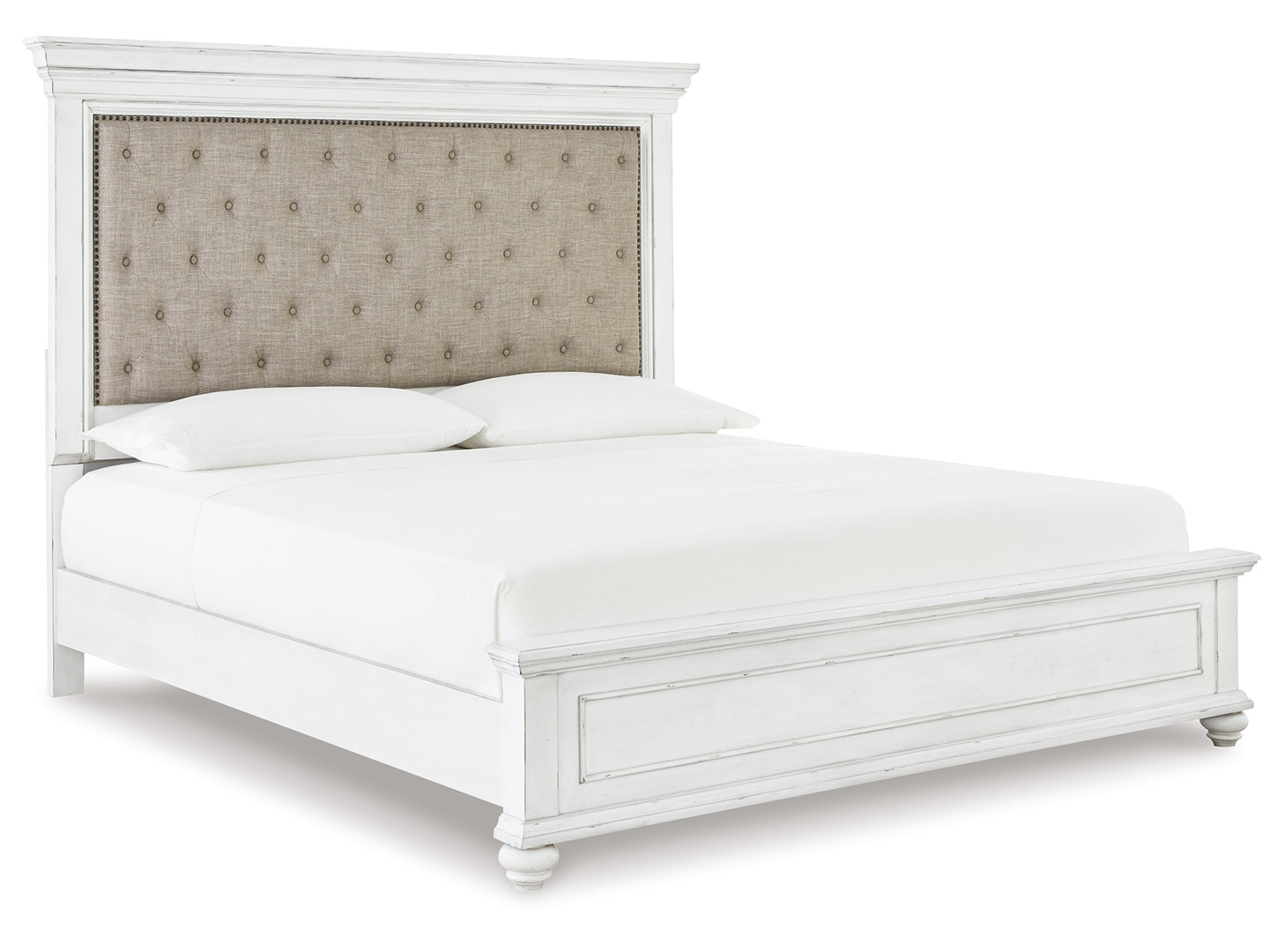 Kanwyn Queen Panel Bed with Dresser