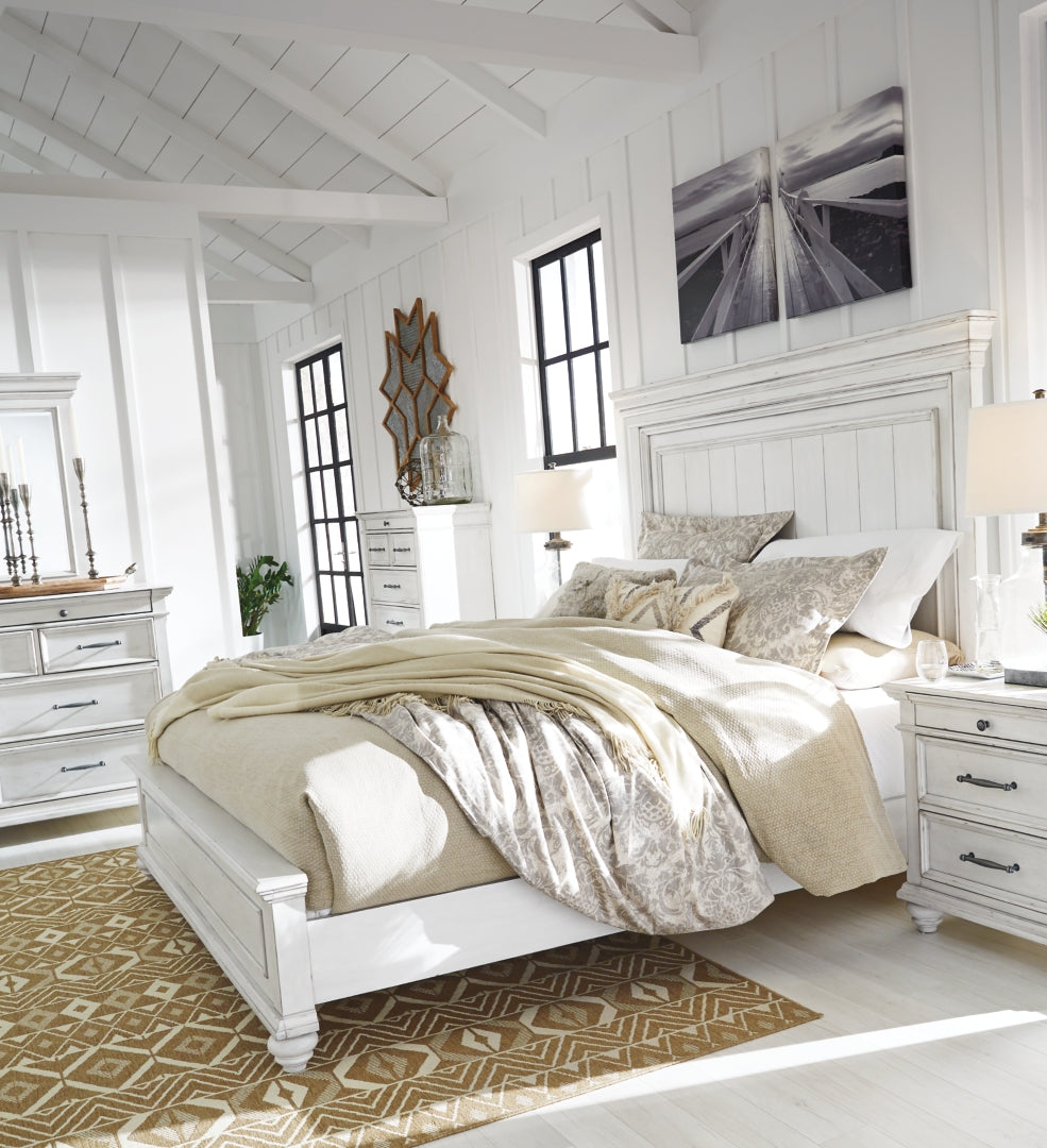 Kanwyn Queen Panel Bed