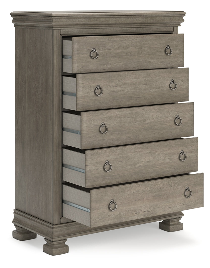 Lexorne Chest of Drawers