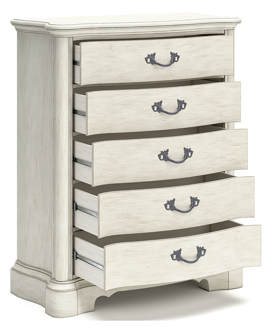 Arlendyne Chest of Drawers