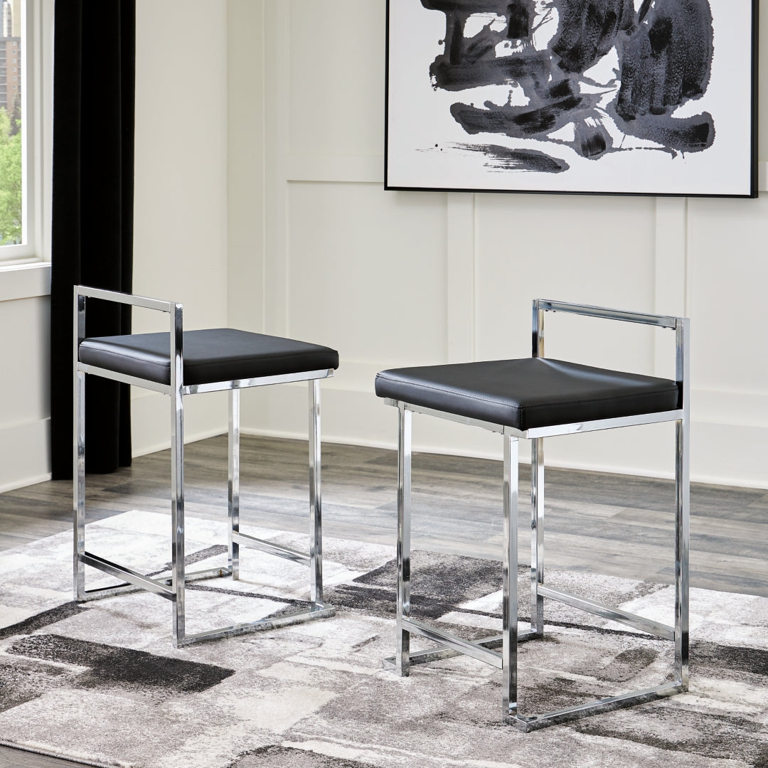 Madanere Counter Height Bar Stool