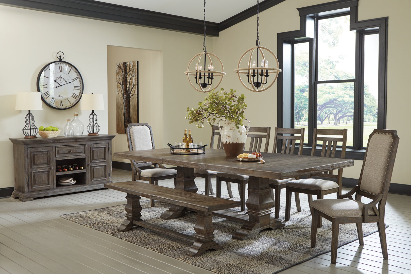 Wyndahl Dining Table