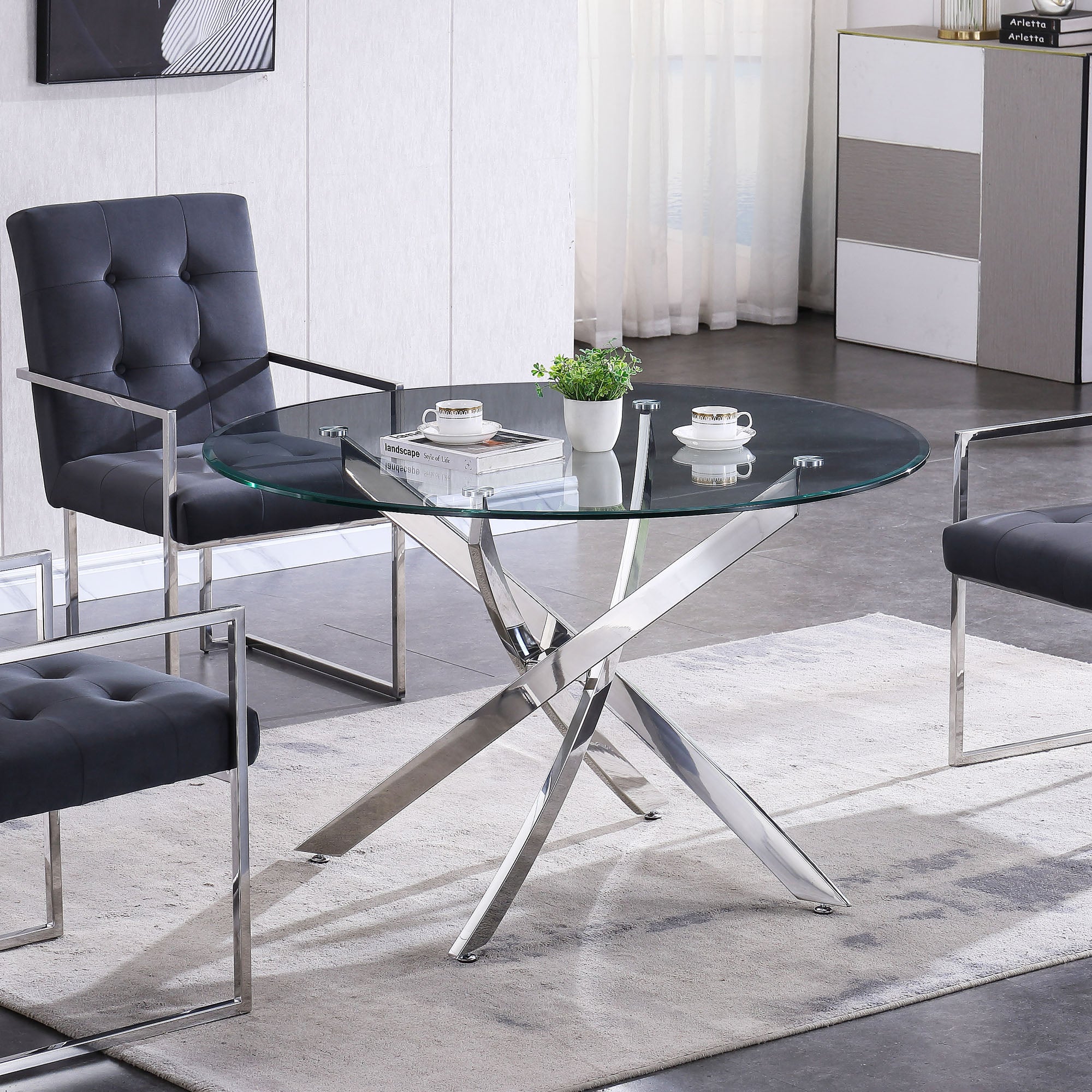 Bendina Round Dining Table Silver