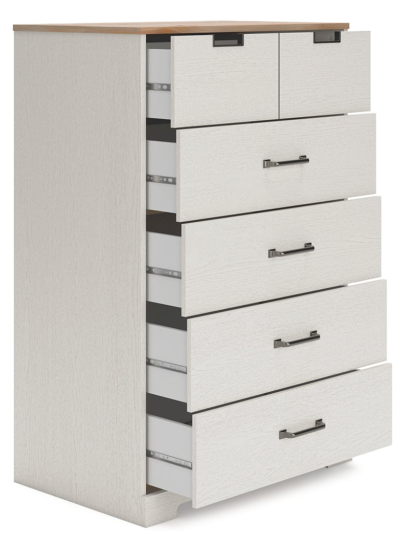 Vaibryn Chest of Drawers