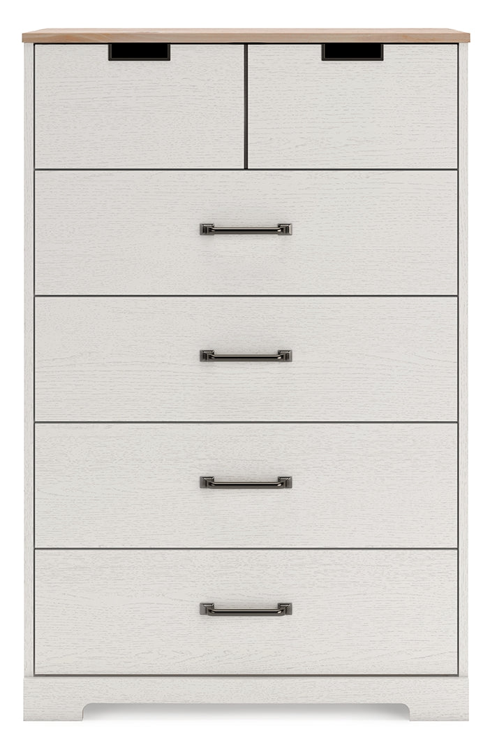 Vaibryn Chest of Drawers