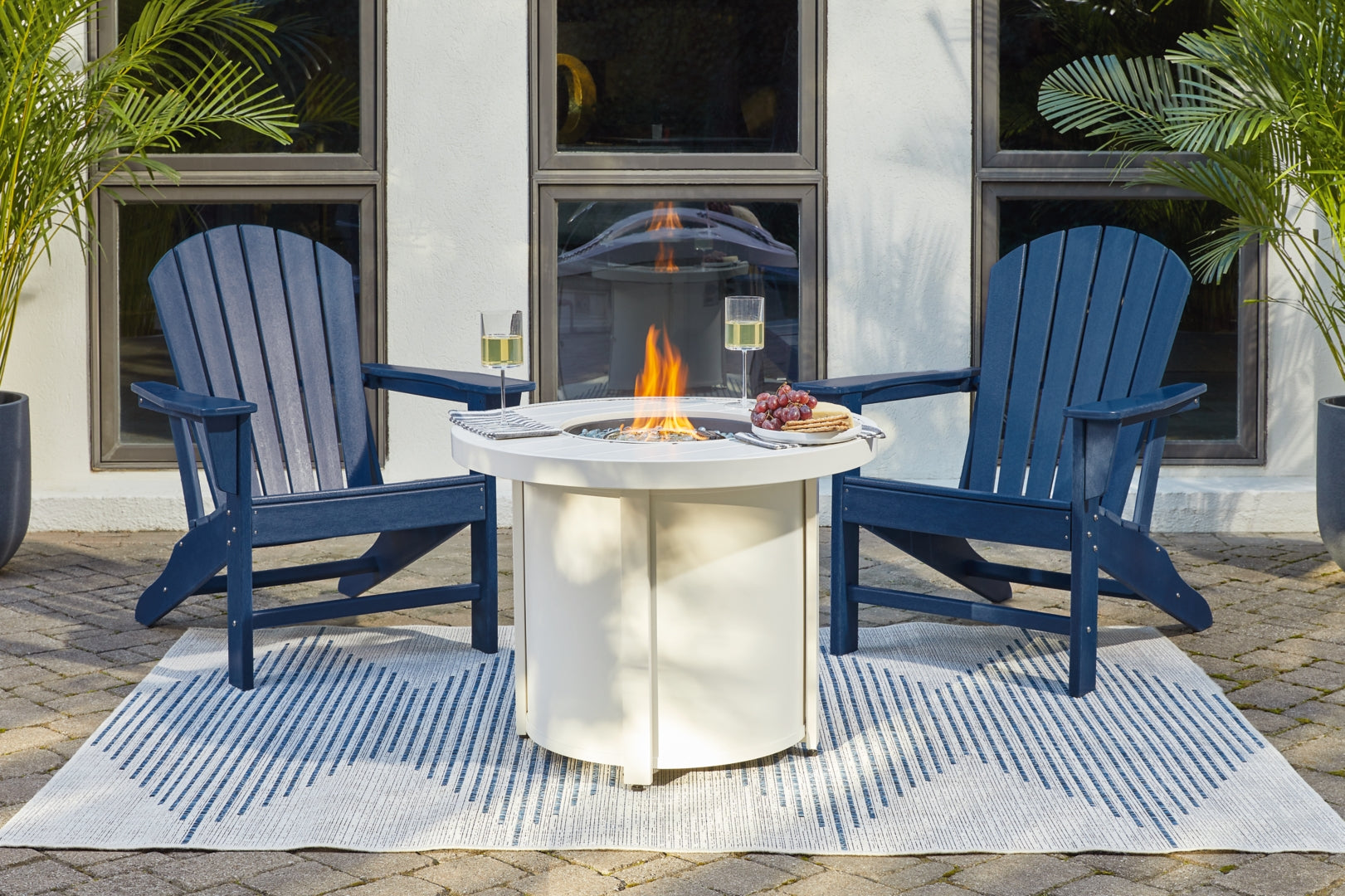 Sundown Treasure Fire Pit Table and 2 Chairs