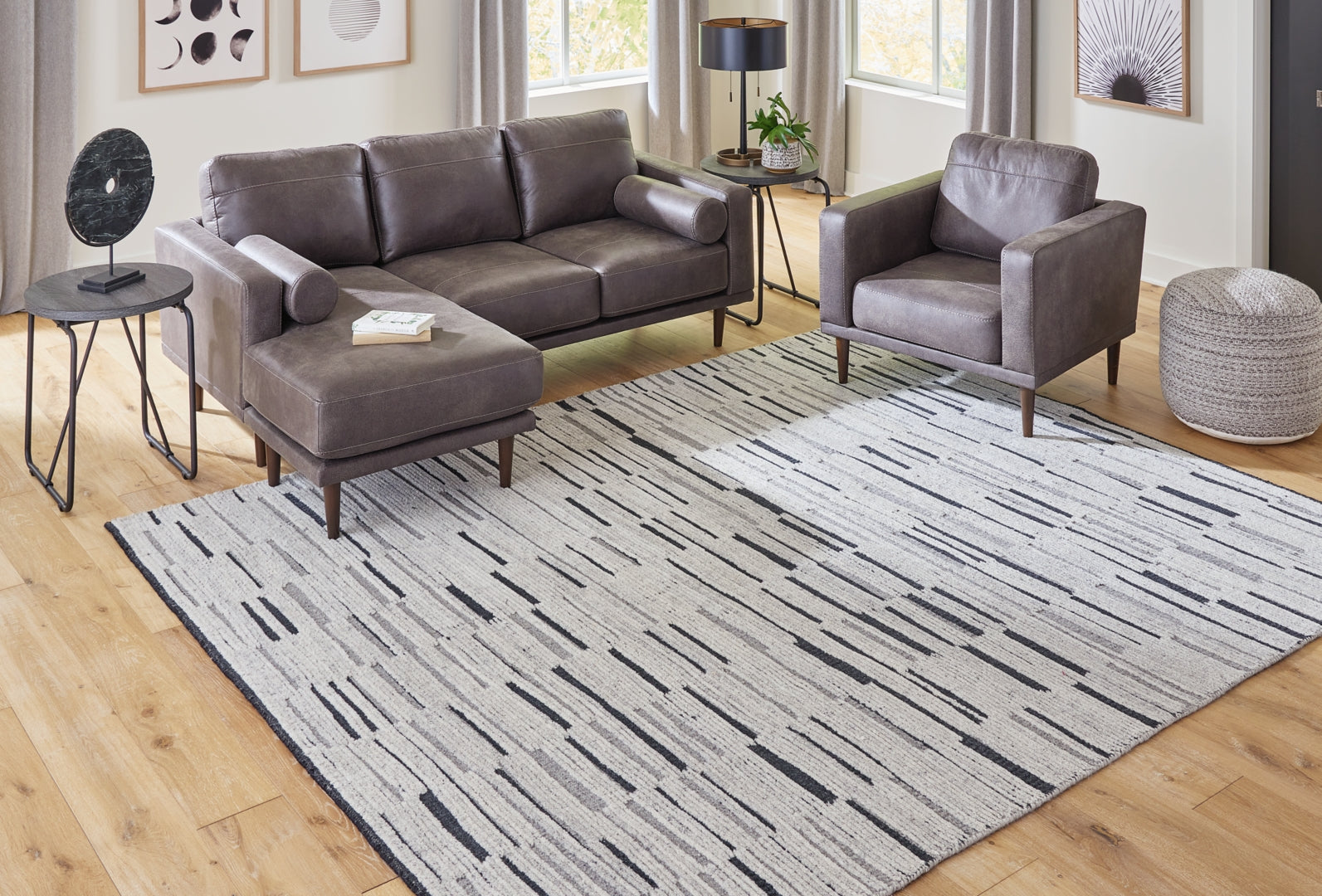 Pomfret 7'8" x 10' Rug