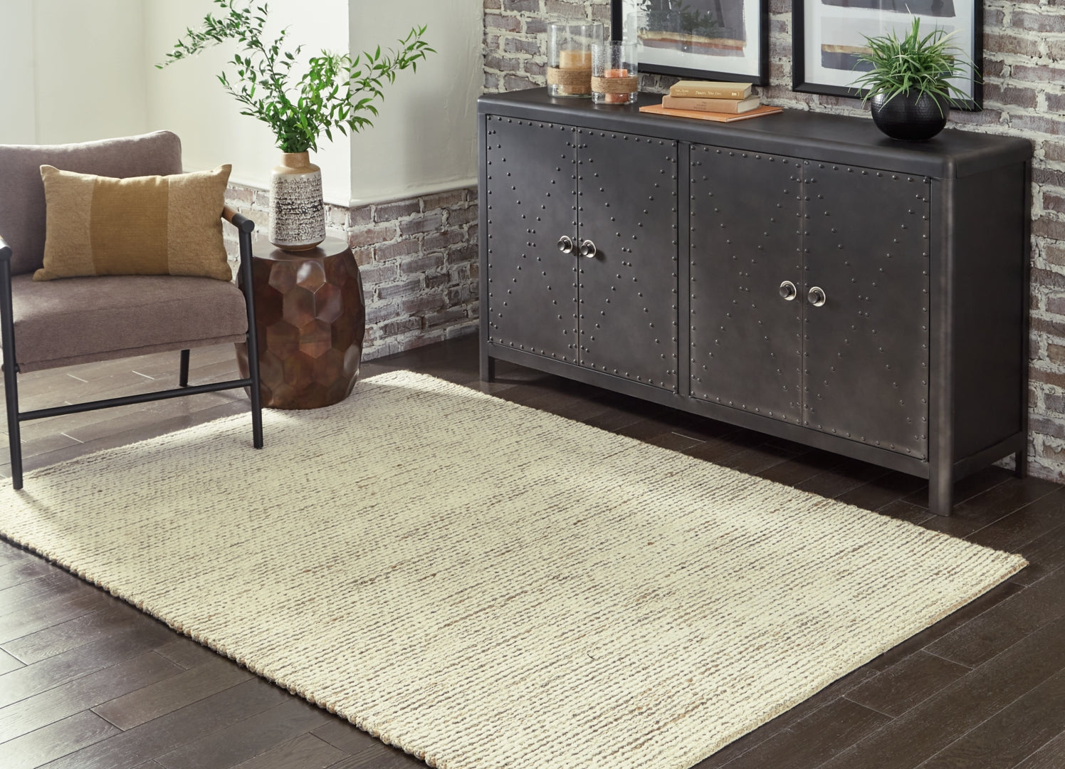 Kently 5' x 7' Rug