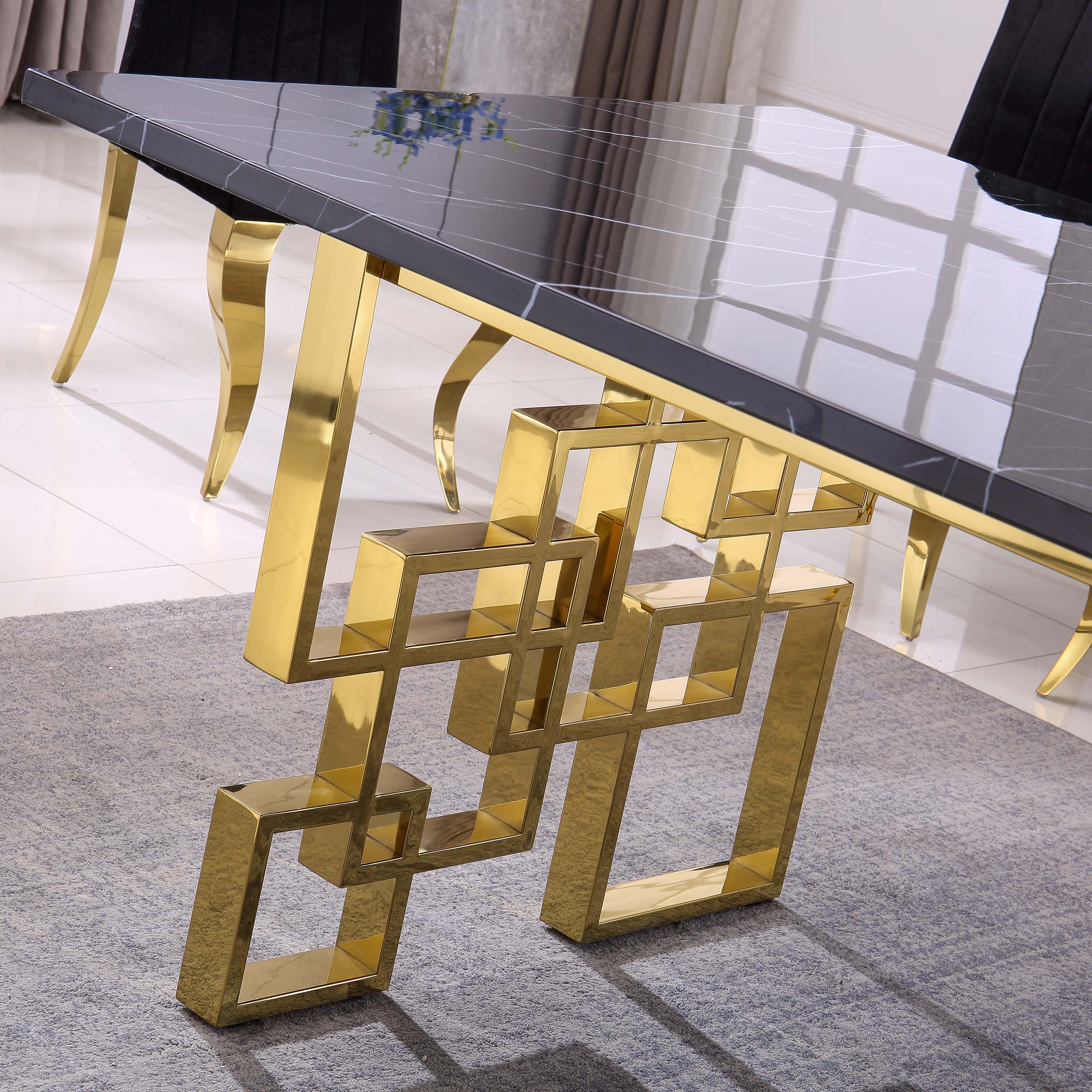 Latura Glass Dining Table Marble Gold