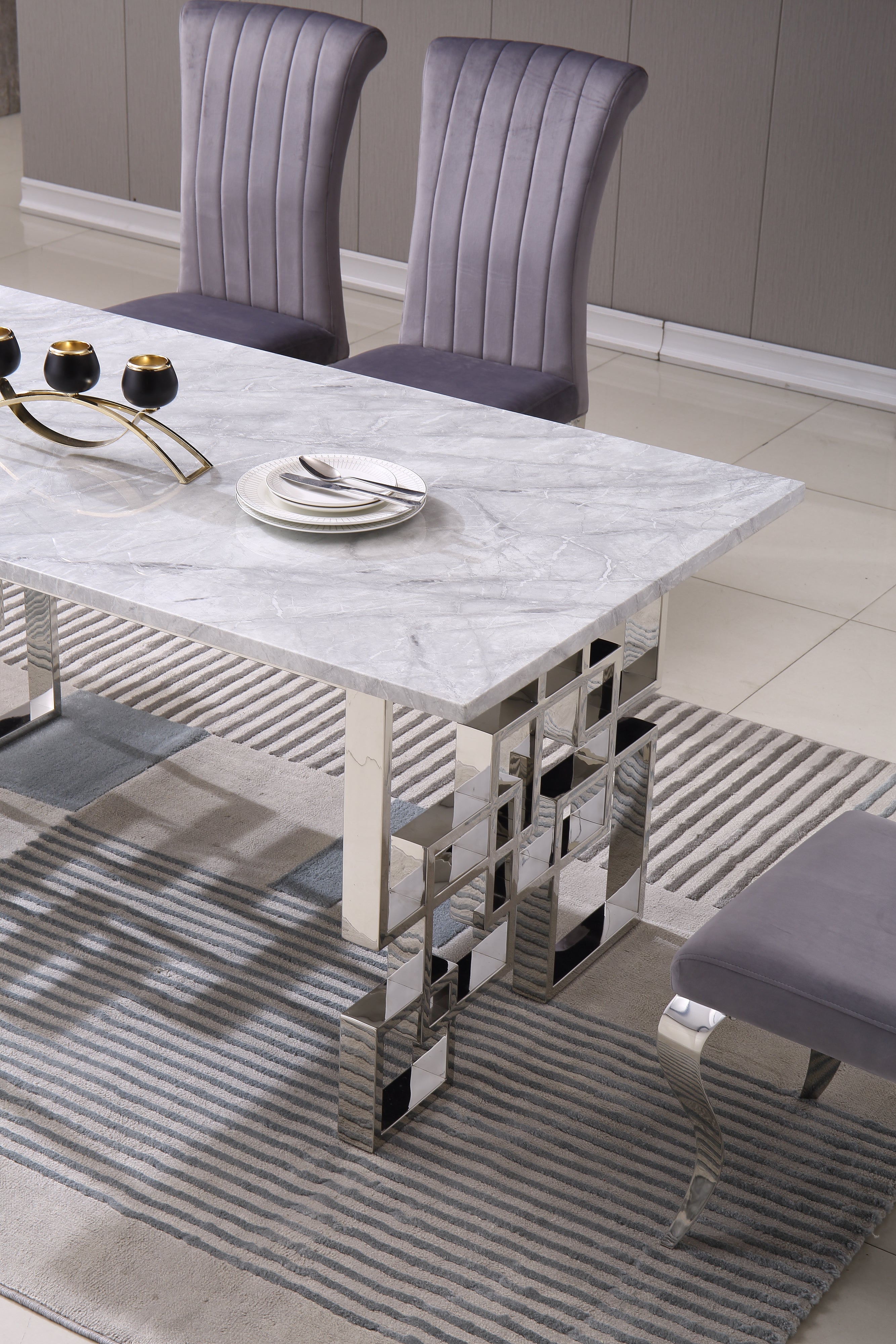 Ritaann Dining Table Silver