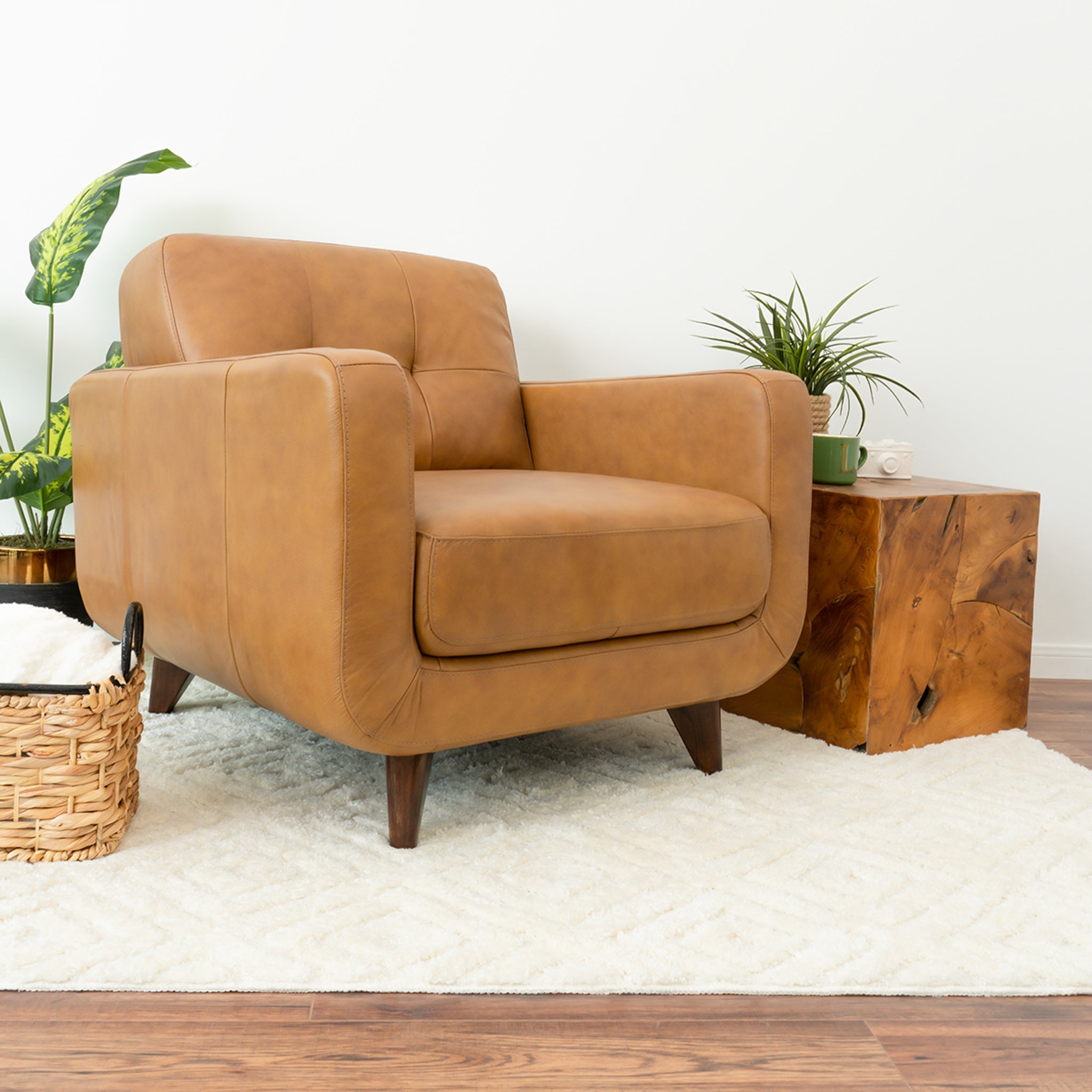 Cassie Lounge Chair Tan Leather