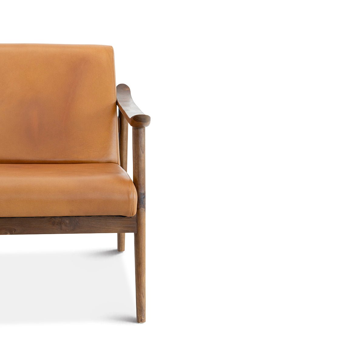 Mameda Tan Leather Lounge Chair