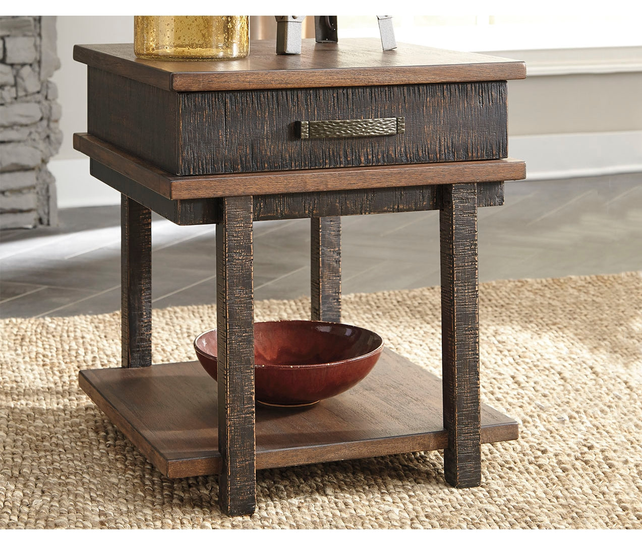 Stanah End Table