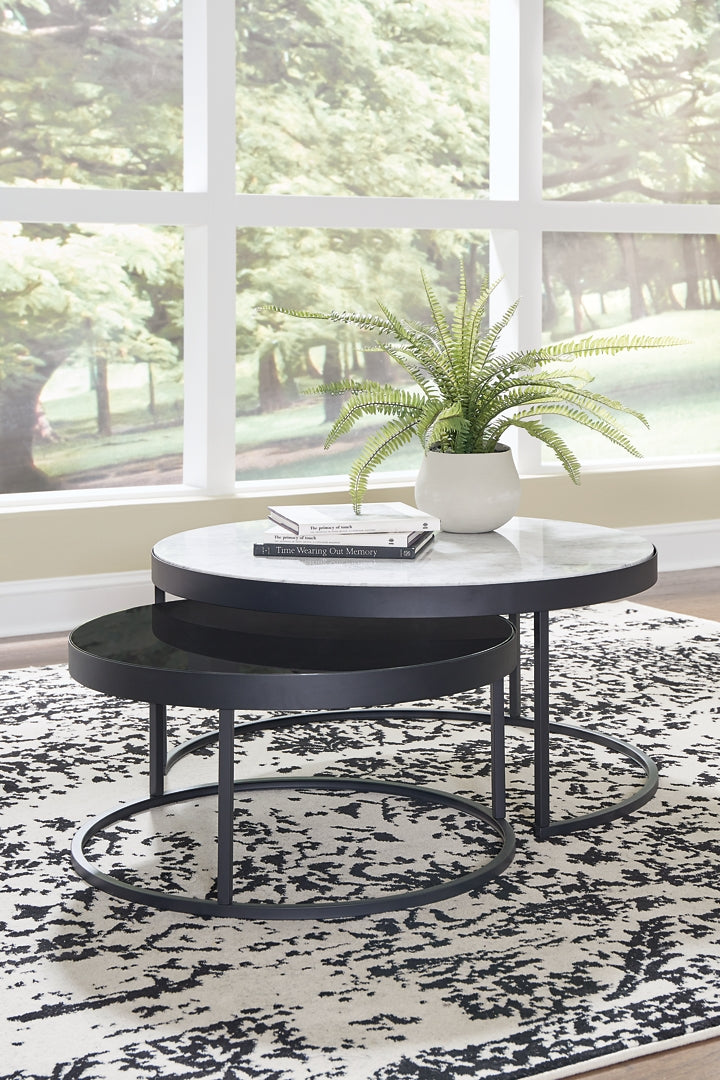 Windron Nesting Coffee Table (Set of 2)