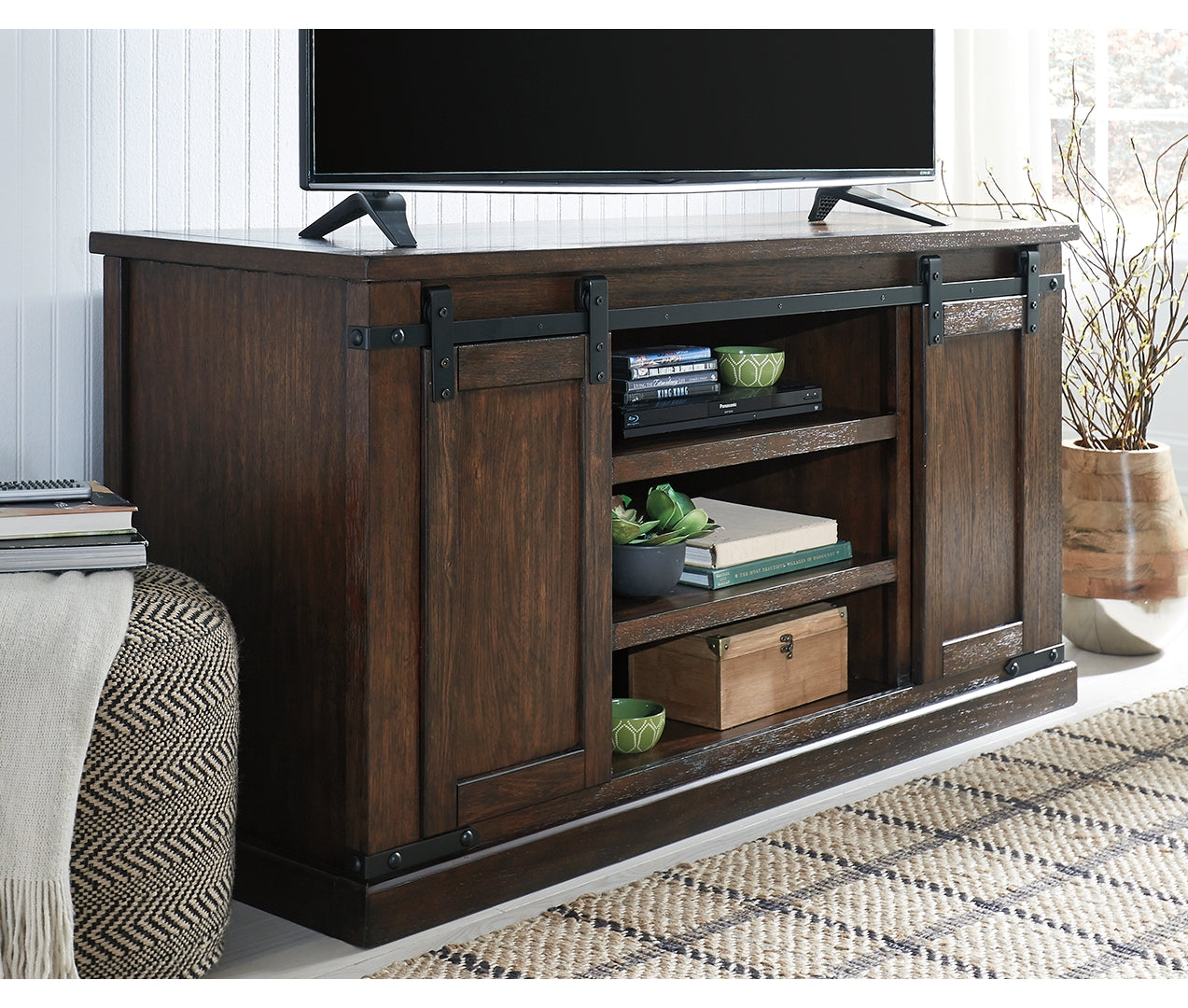 Budmore 60" TV Stand