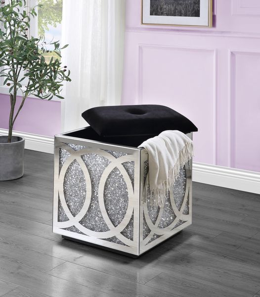 Belbekkar Ottoman W/Storage