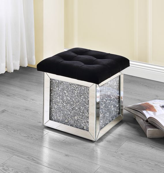 Capodilupo Ottoman W/Storage