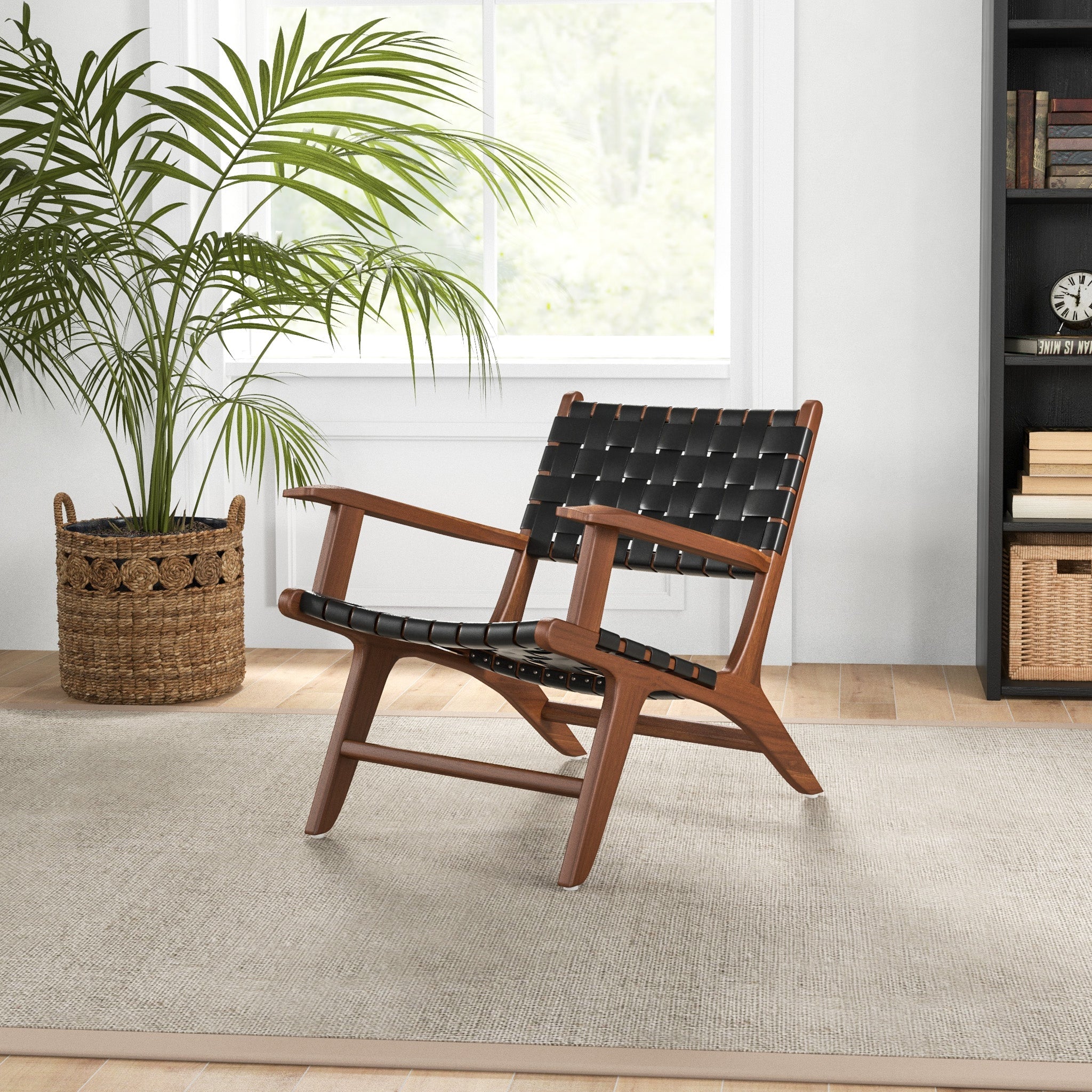 Lento Black Strap Leather Teak Wood Lounge Chair