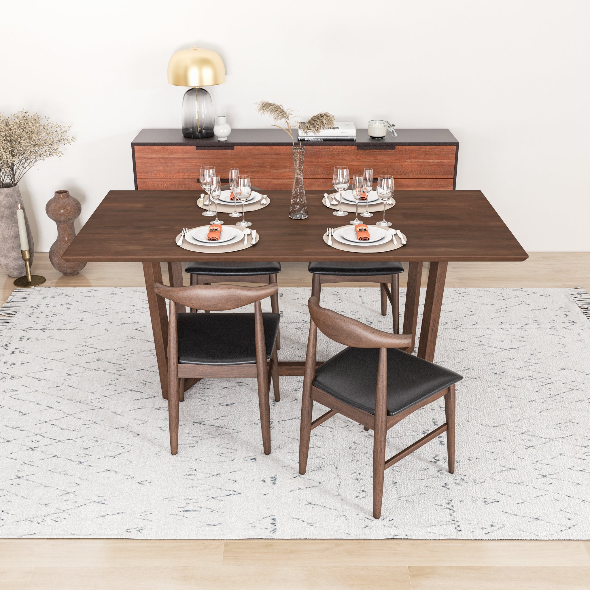 Rolda Dining set with 4 Winston Dining Chairs Leather