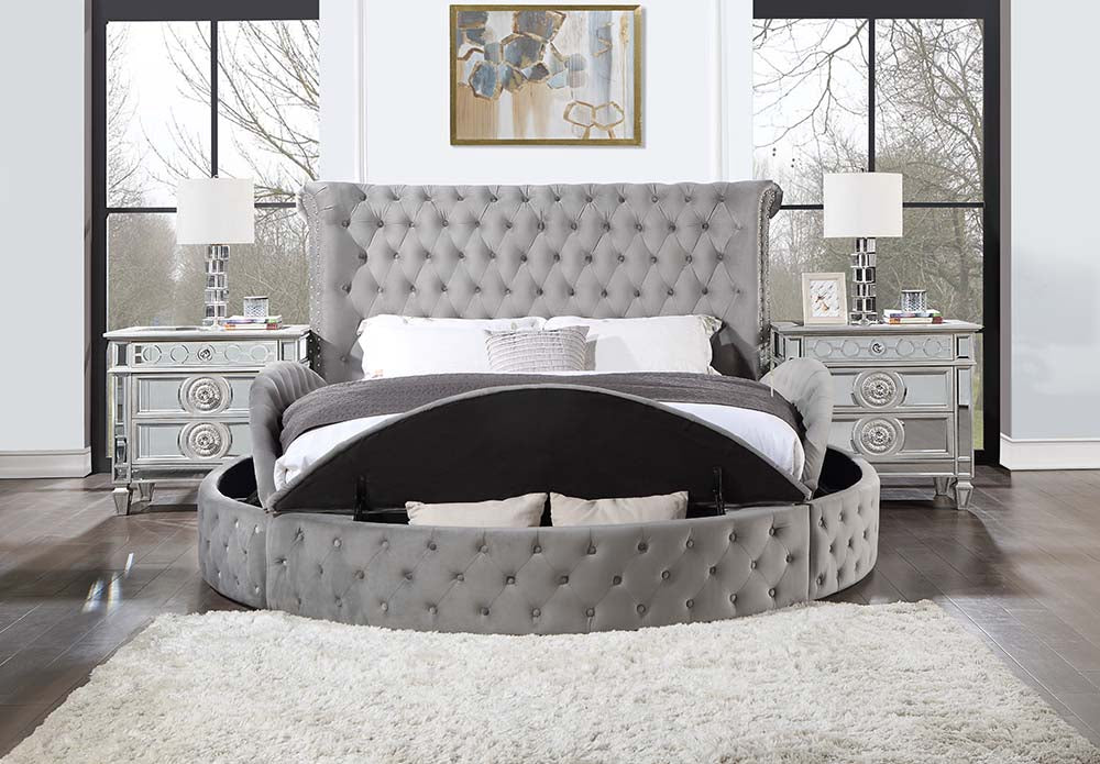 Hoytville Queen Bed W/Storage