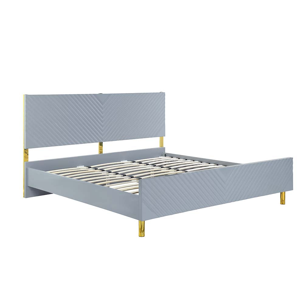 Almudena Queen Bed