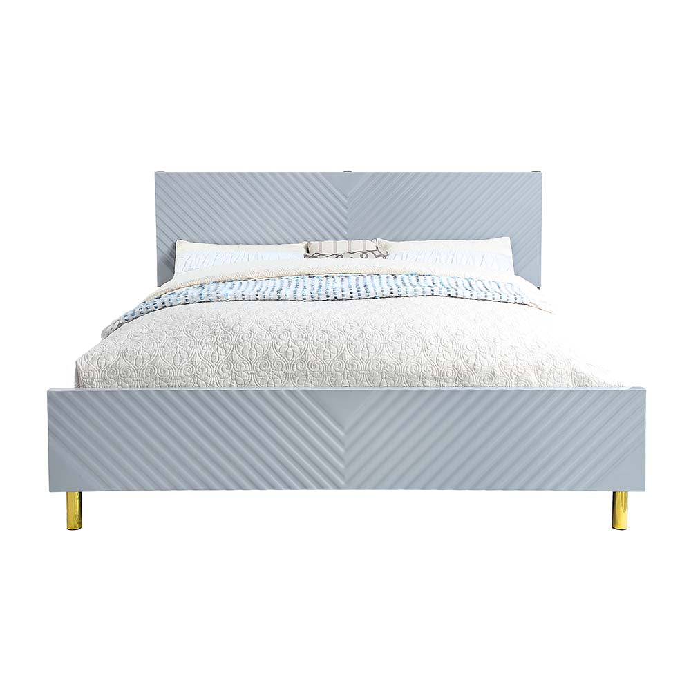 Almudena Queen Bed