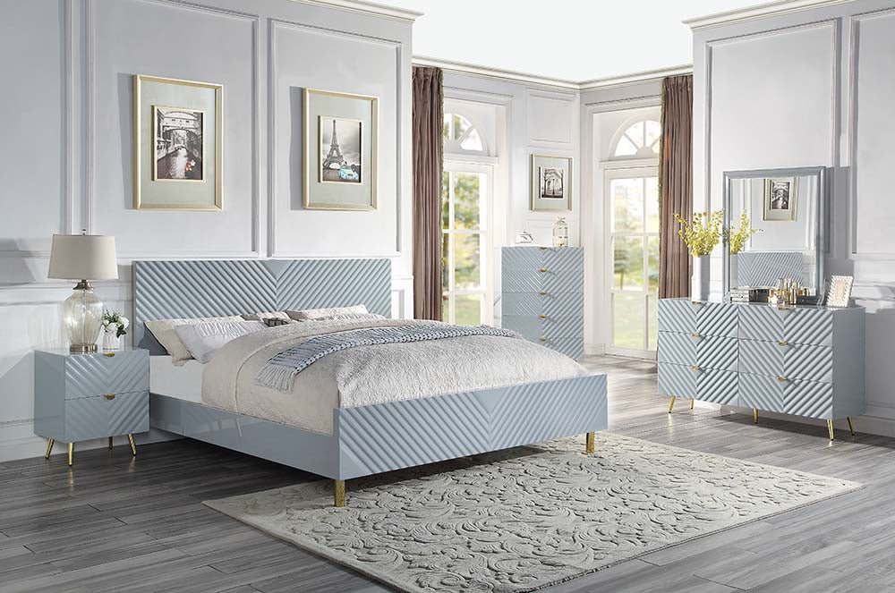 Almudena Queen Bed