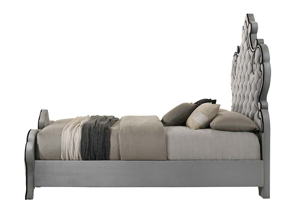 Engelsman Queen Bed