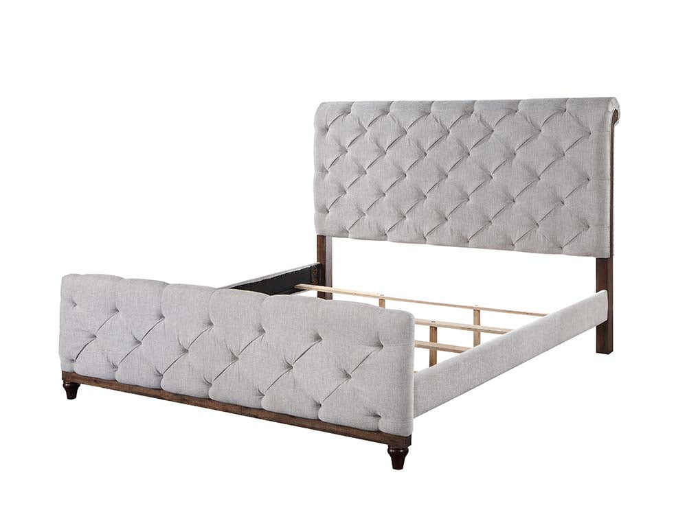 Hannlenie Queen Bed