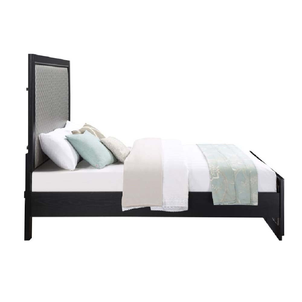 Michealle Queen Bed