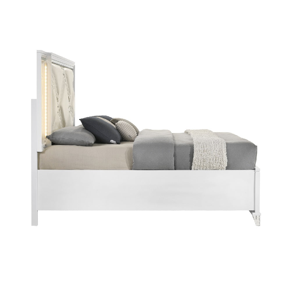 Hightsville Queen Bed W/Led & Storage