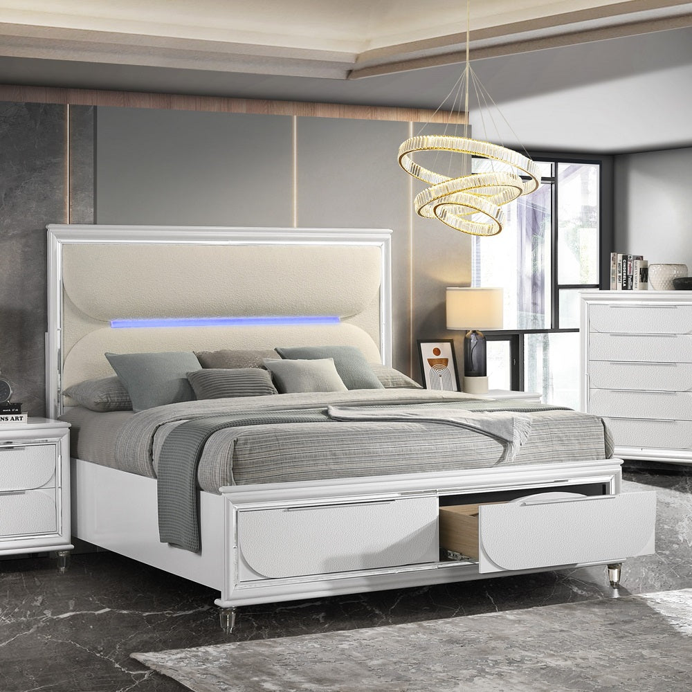 Braesgate Ck Bed W/Led & Storage