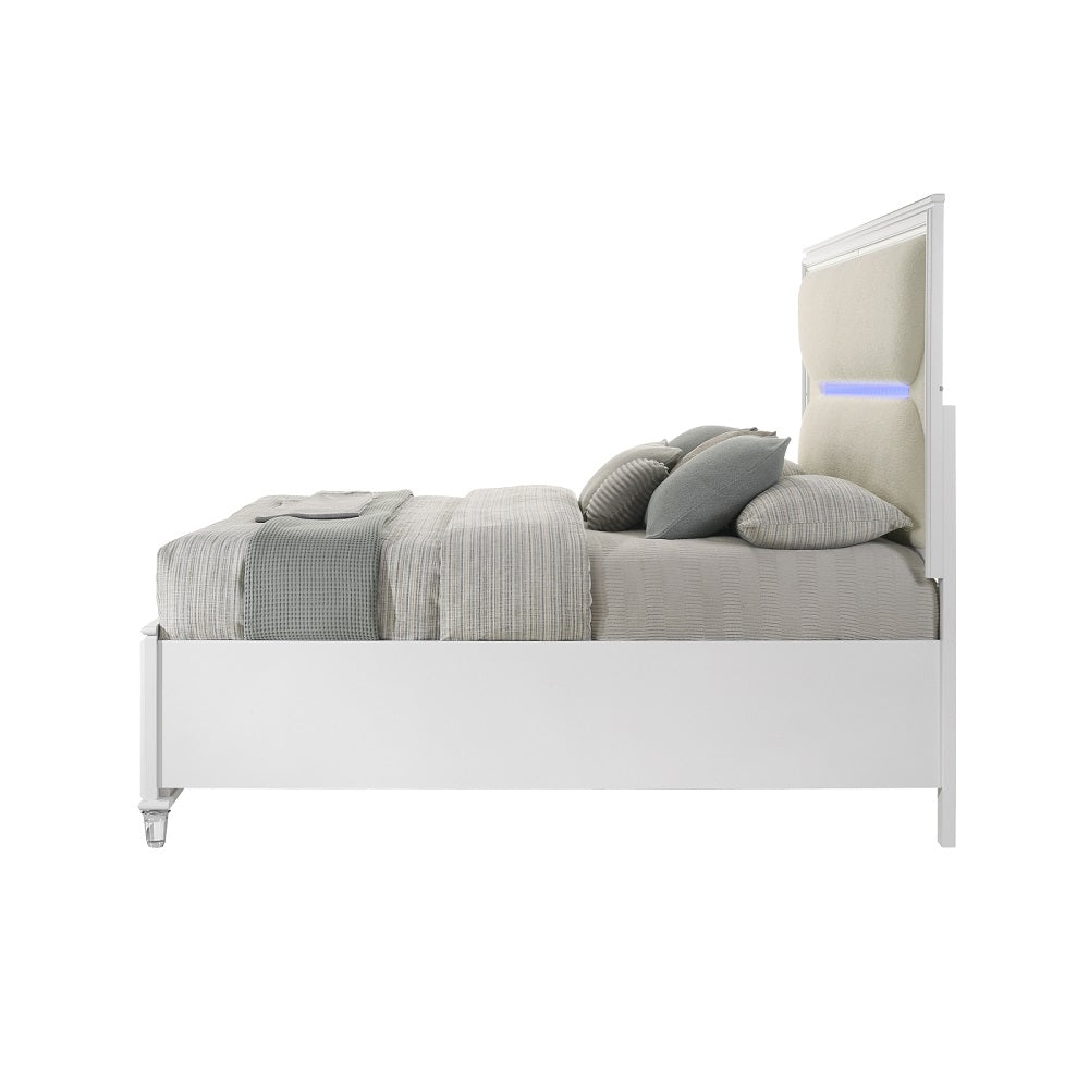 Braesgate Ck Bed W/Led & Storage