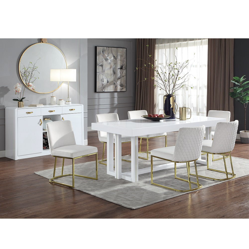 Halm Dining Table