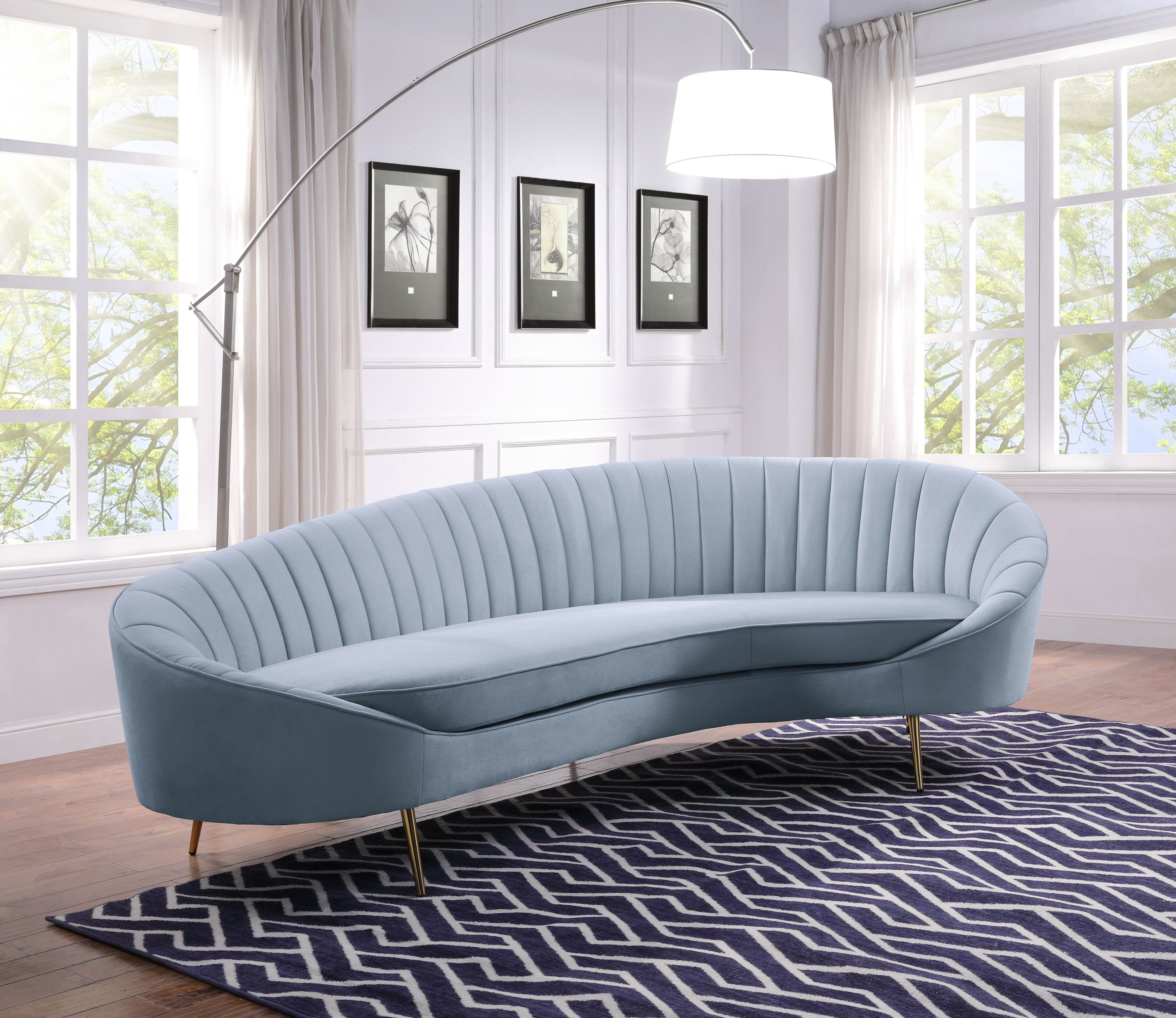 Lovmilla Sofa