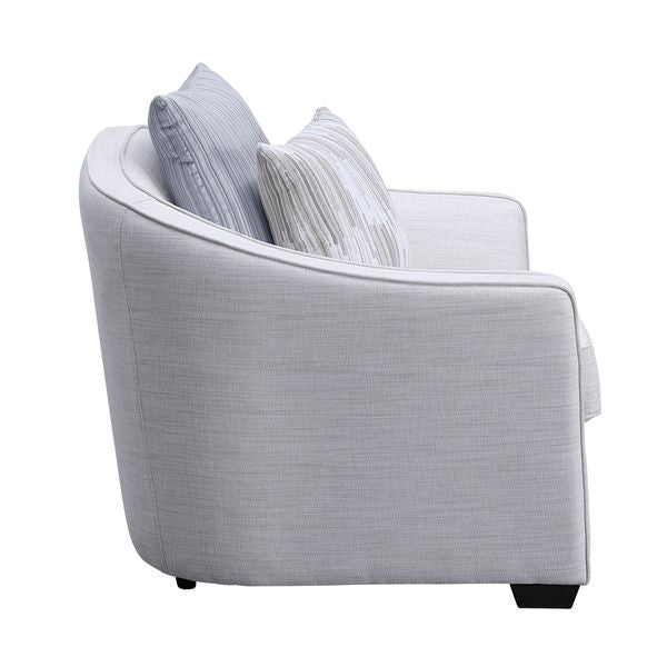 Halfacre Chair W/2 Pillows