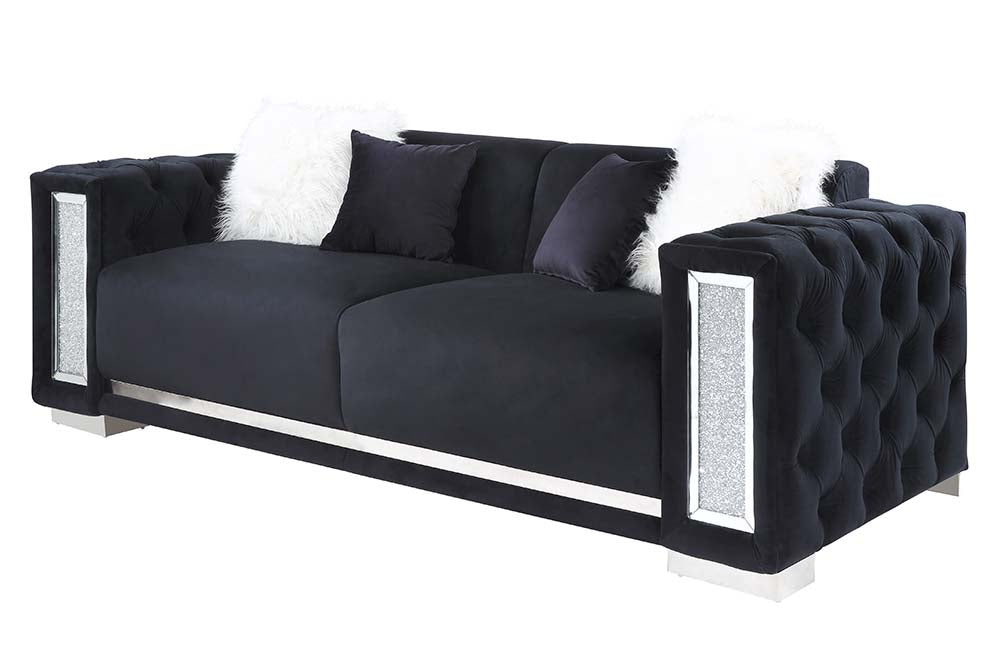 Jemica Sofa W/4 Pillows