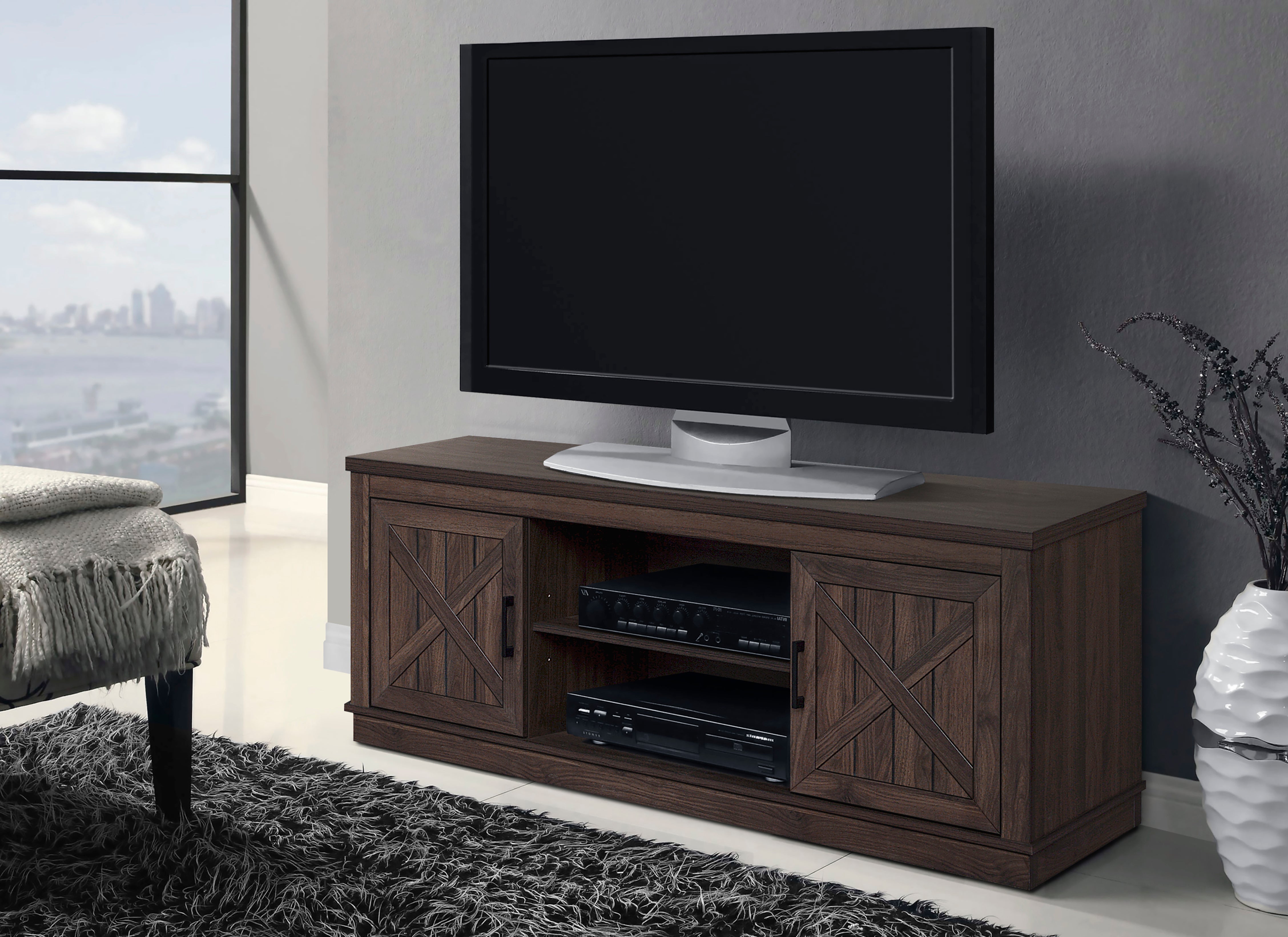 Midis TV Stand