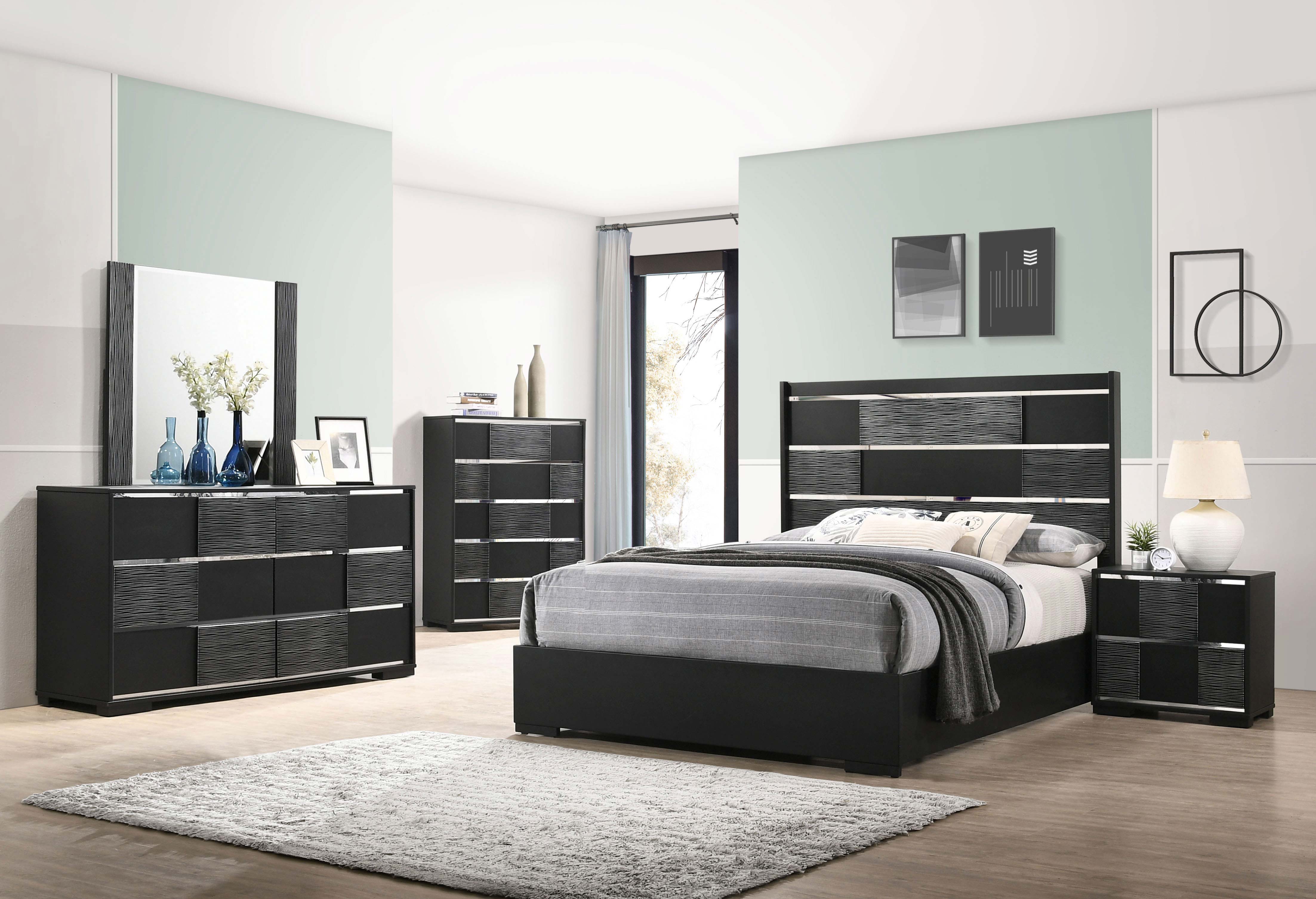 Blacktoft Gleaming Chrome Panel Bed Black